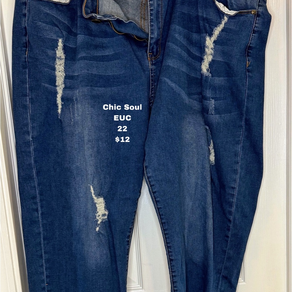 Chic Soul Women's Distressed Jean Capris